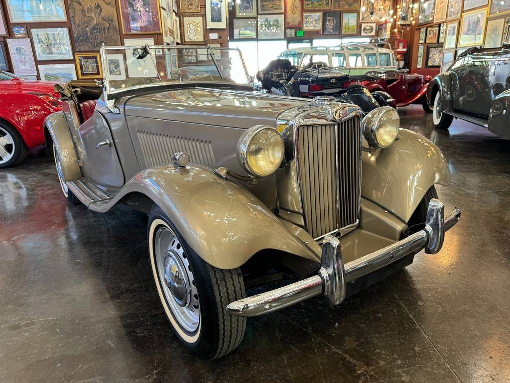 Mg-Td-roadster-1952-grey-4