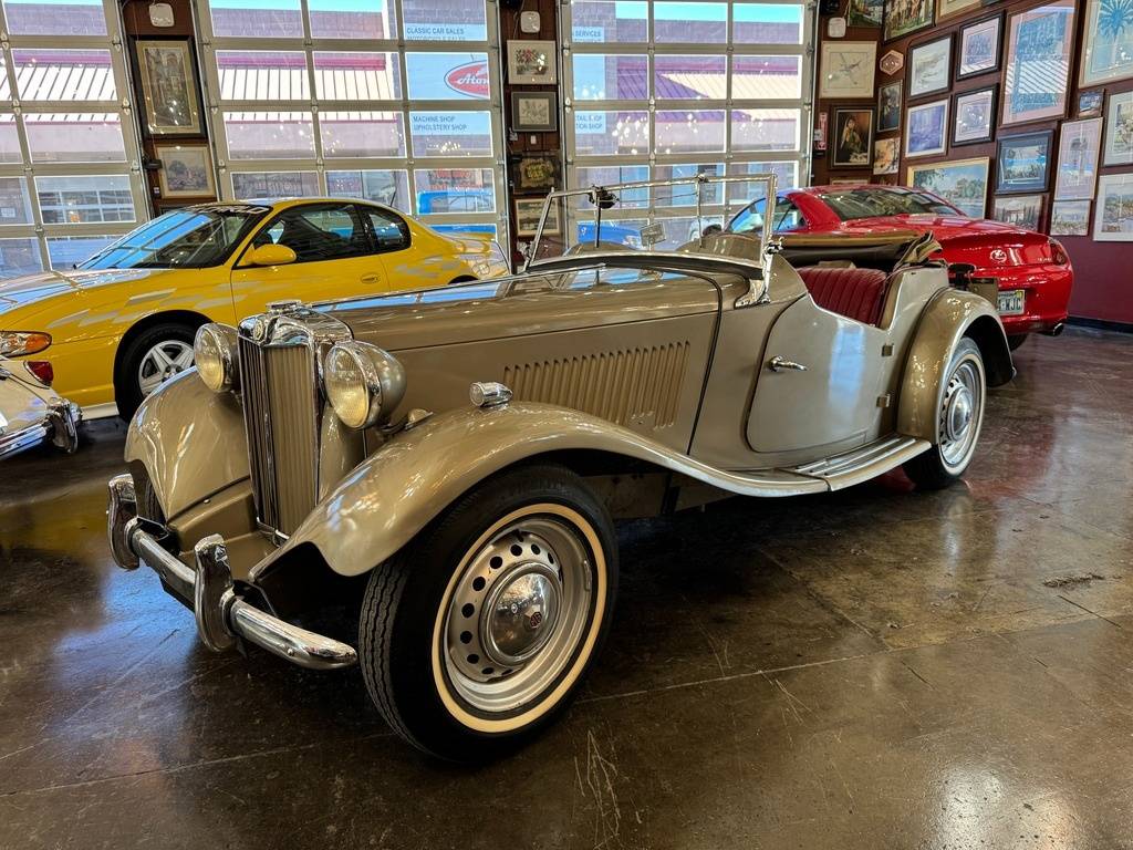 Mg Td roadster  1952 grey
