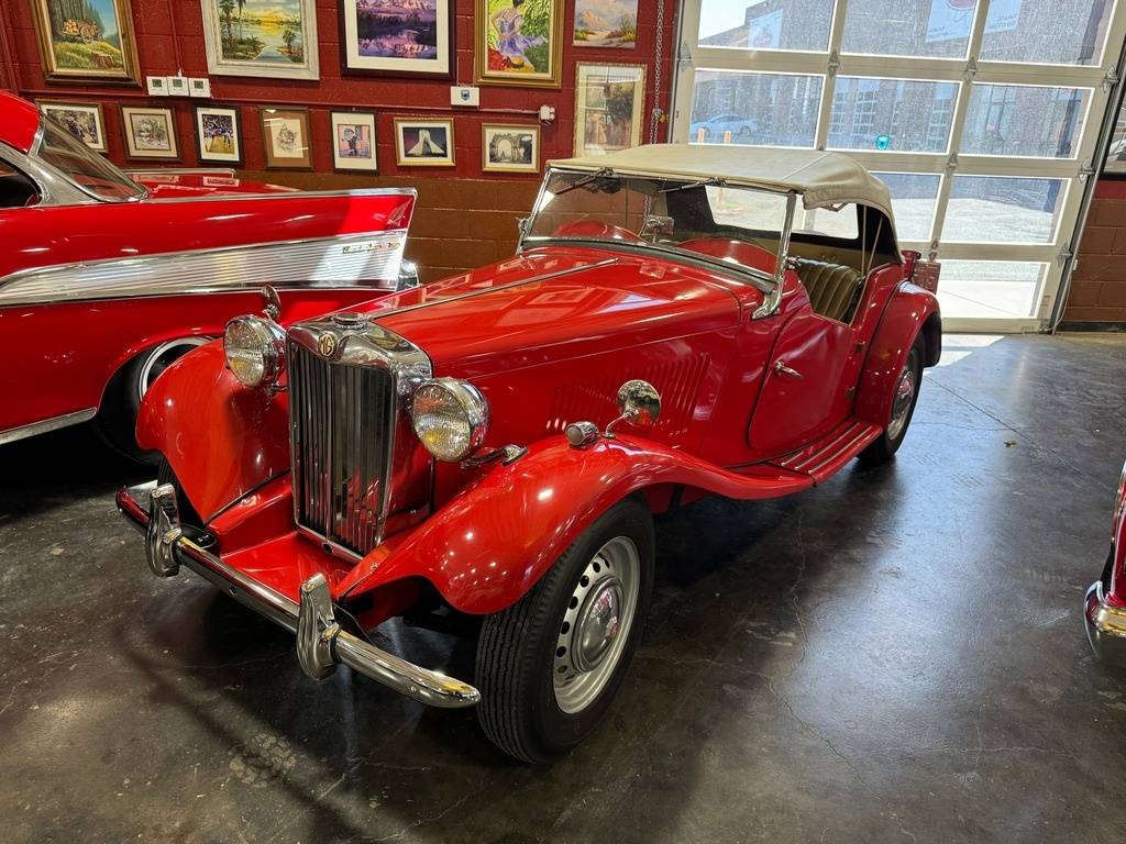Mg-Td-roadster-1952-red-9