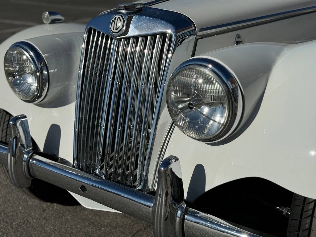 Mg-Tf-roadster-1954-white-11
