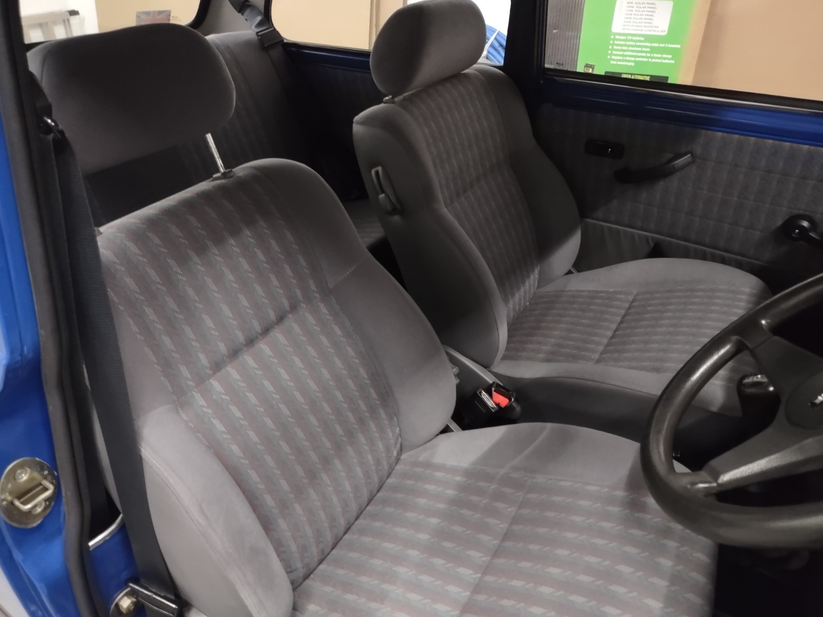 Mini-Classic-Mini-1980-Compact-5