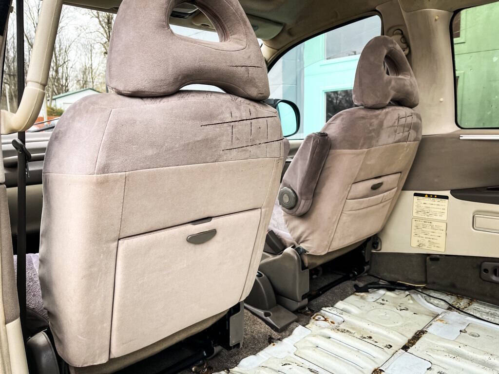 Mitsubishi-DELICA-1994-25