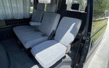 Mitsubishi-Delica-1995-Minivan-24