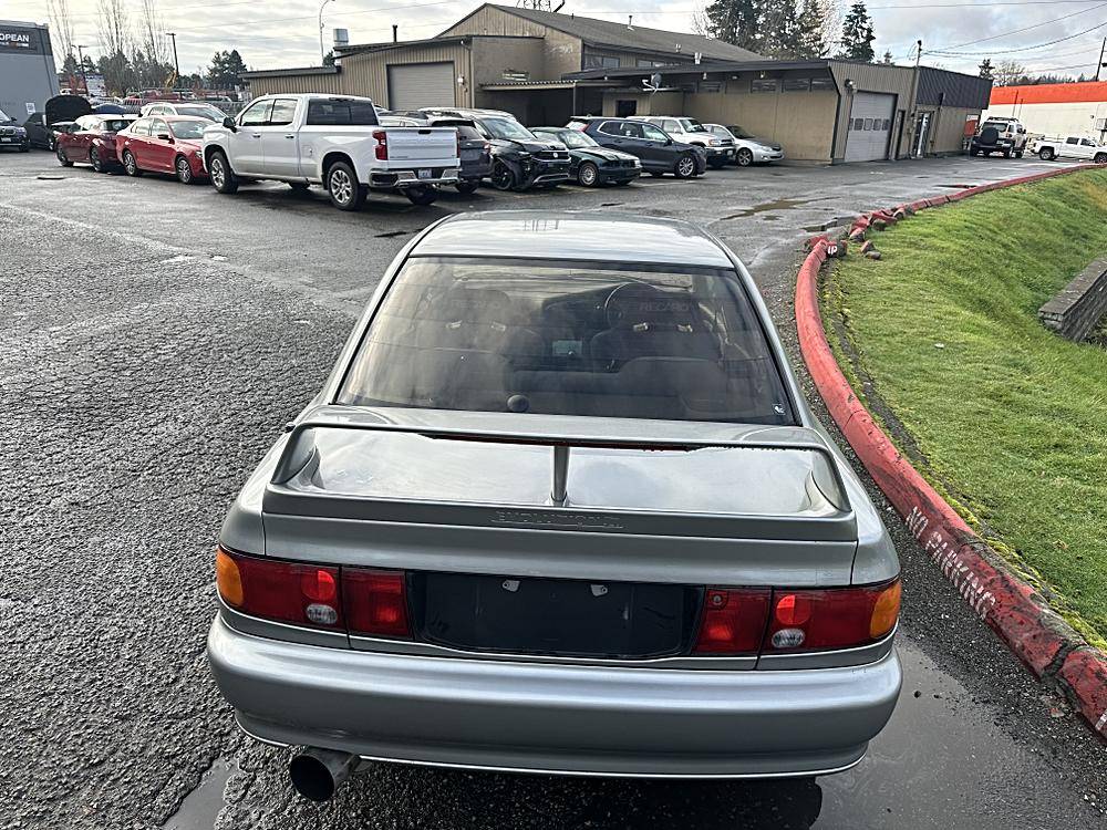 Mitsubishi-Lancer-evolution-1994-custom-11