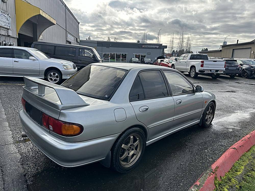 Mitsubishi-Lancer-evolution-1994-custom-8