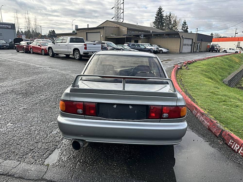 Mitsubishi-Lancer-evolution-1994-custom-9