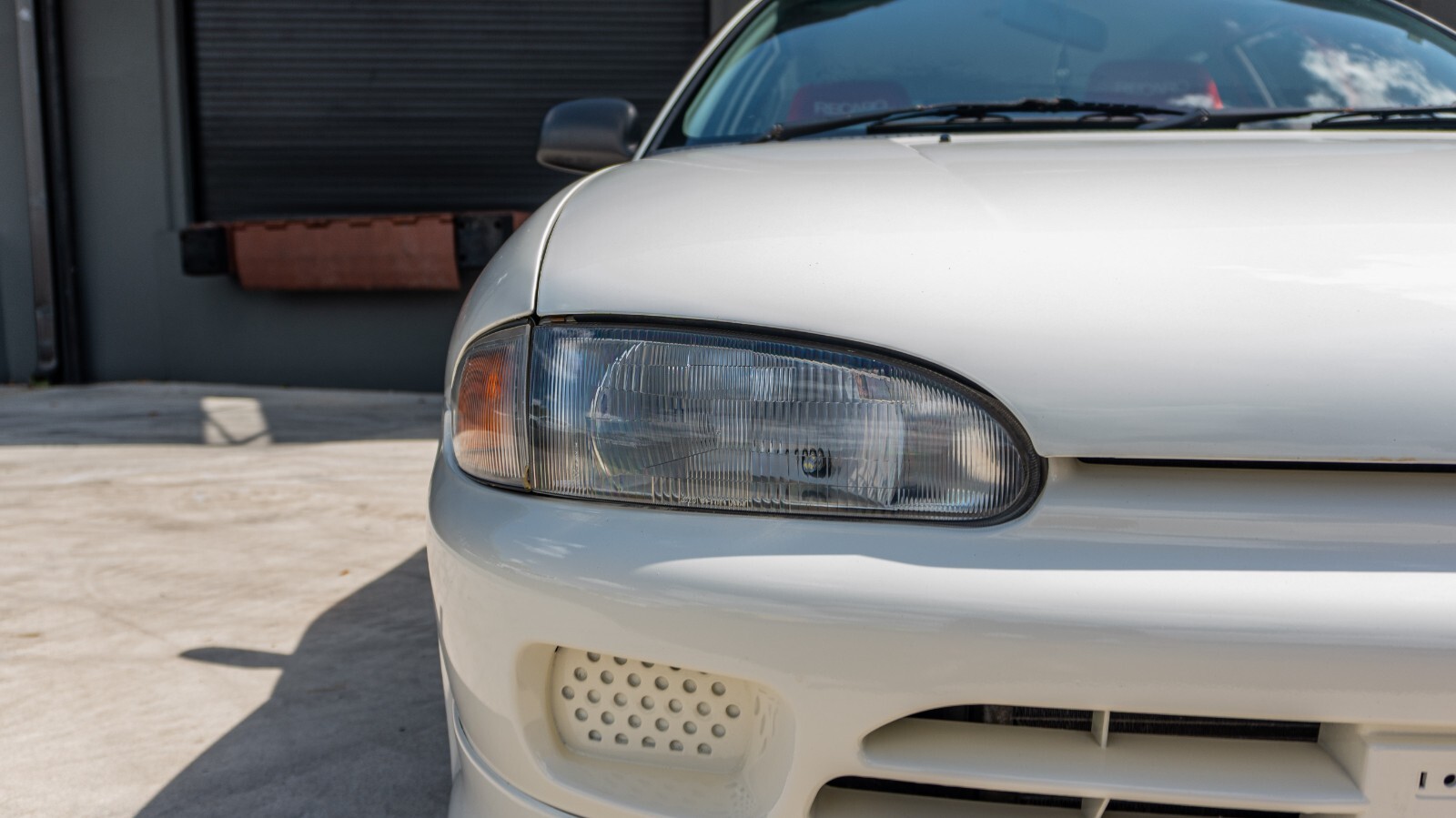 Mitsubishi-Mirage-1995-Hatchback-16