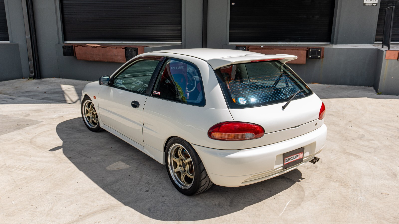 Mitsubishi-Mirage-1995-Hatchback-5
