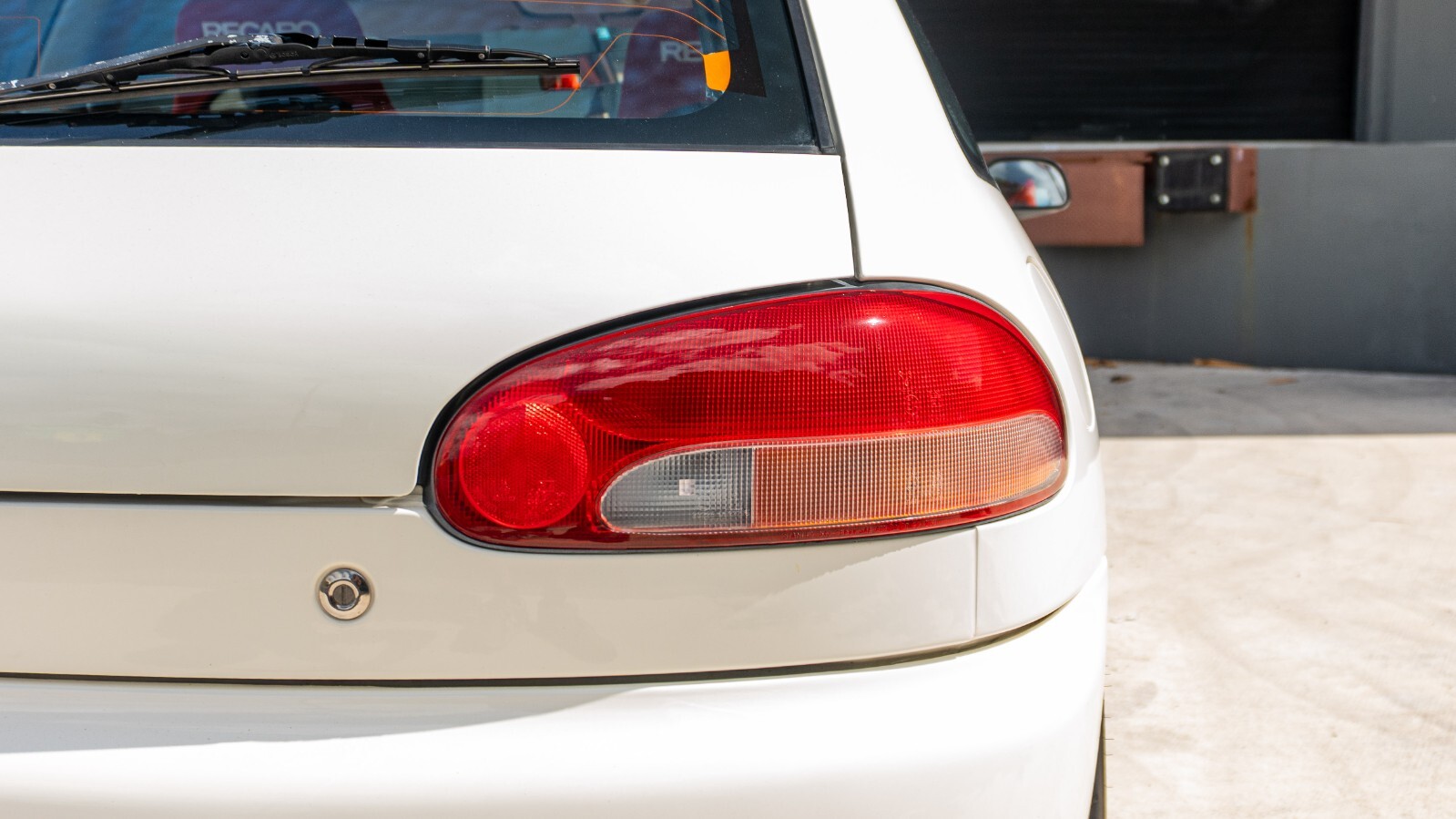 Mitsubishi-Mirage-1995-Hatchback-8