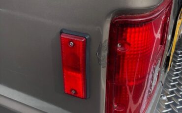 Mitsubishi-Montero-1991-Wagon-13