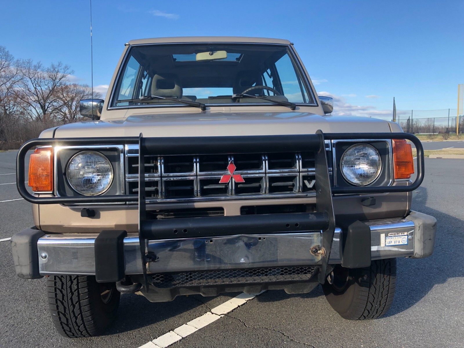 Mitsubishi-Montero-1991-Wagon-28