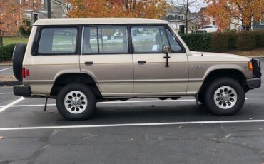 Mitsubishi-Montero-1991-Wagon-4