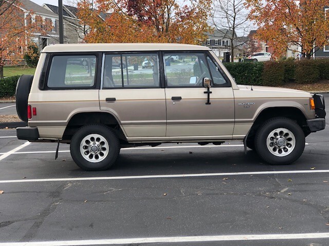 Mitsubishi-Montero-1991-Wagon-4