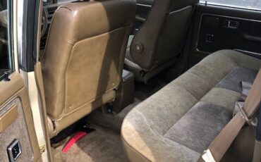 Mitsubishi-Montero-1991-Wagon-7