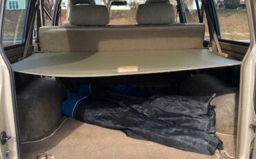 Mitsubishi-Montero-1991-Wagon-9