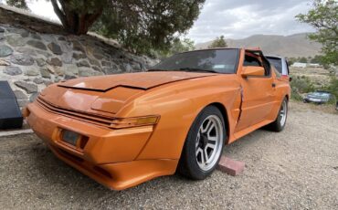 Mitsubishi-Starion-1987-Coupe-1