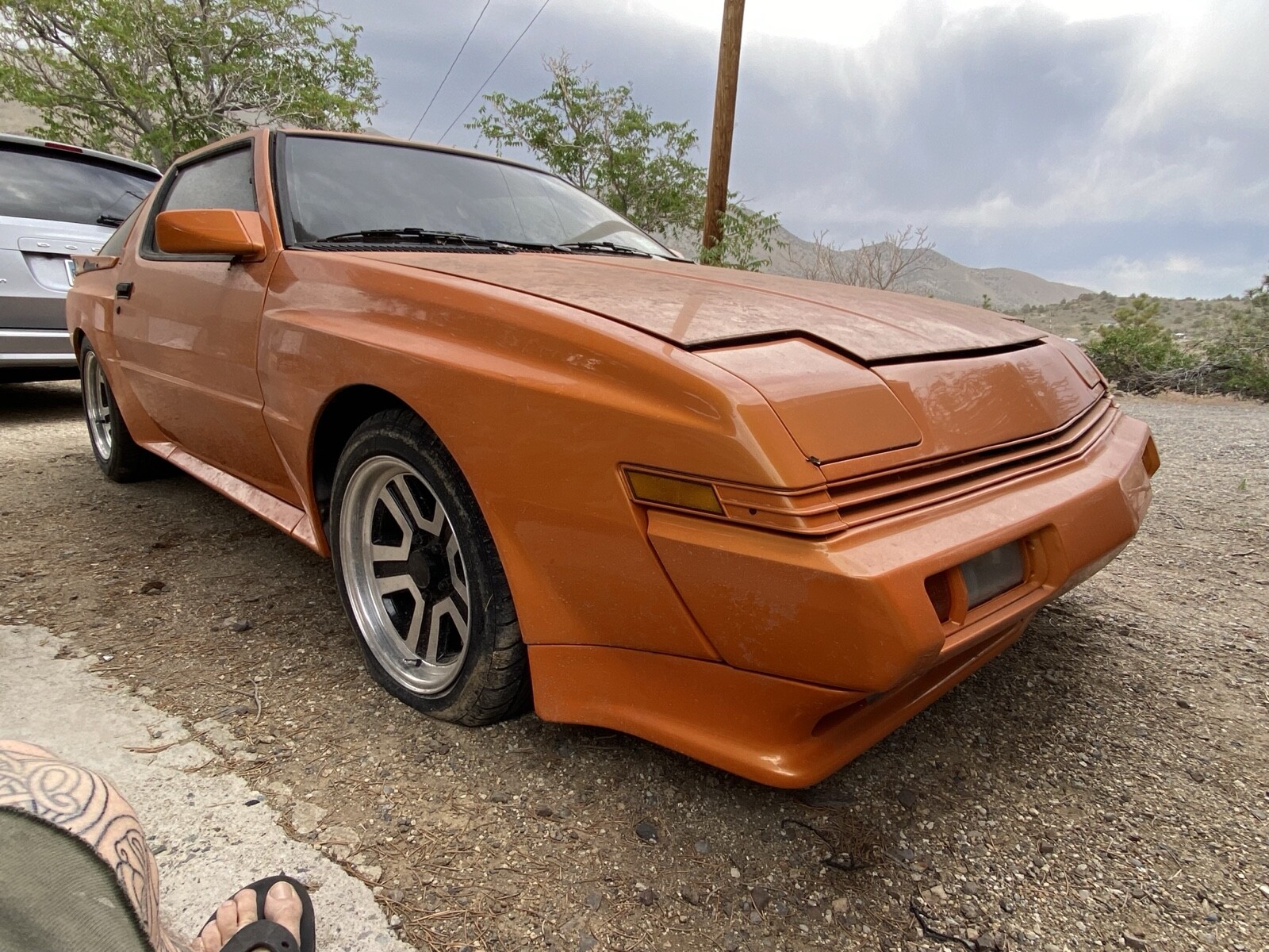 Mitsubishi-Starion-1987-Coupe-10