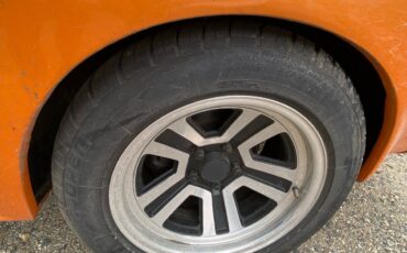 Mitsubishi-Starion-1987-Coupe-3