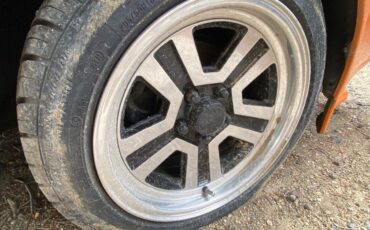 Mitsubishi-Starion-1987-Coupe-5