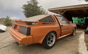 Mitsubishi-Starion-1987-Coupe-9
