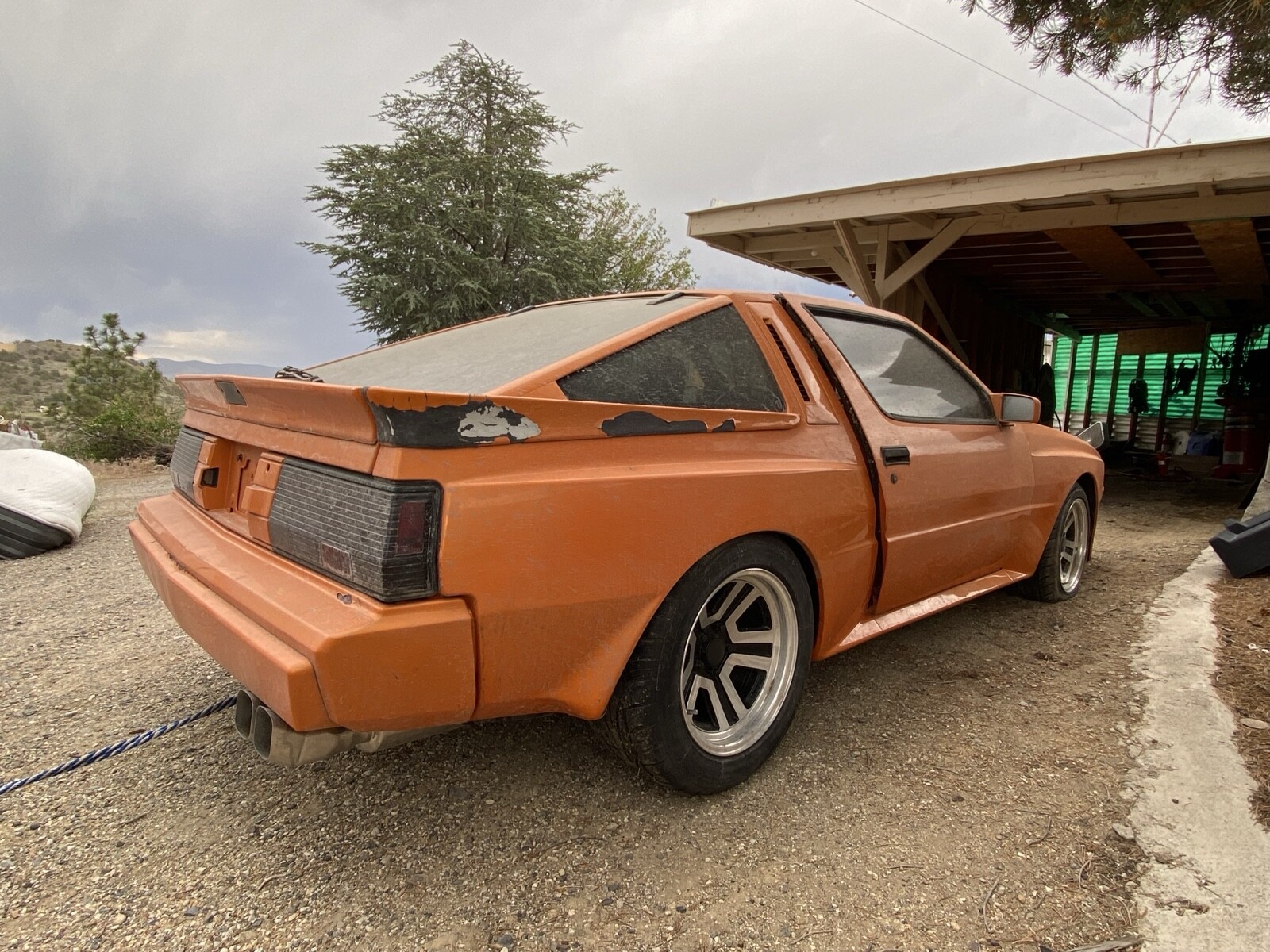 Mitsubishi-Starion-1987-Coupe-9