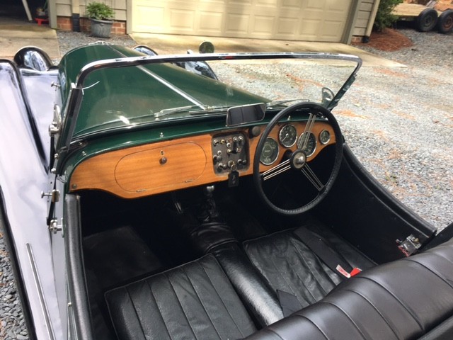 Morgan-44-1967-Convertible-9