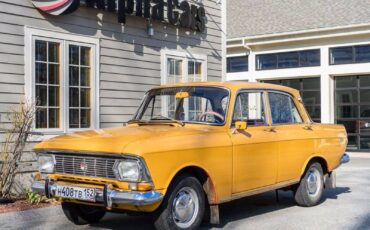 Moskvitch-408E-1974-Sedan-2