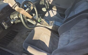 Nissan-240SX-1991-17