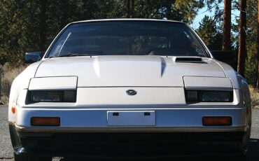 Nissan-300ZX-1984-Coupe-1