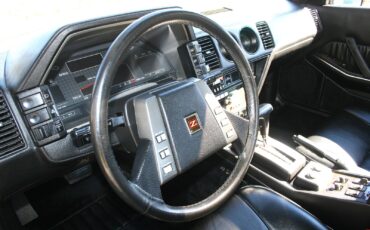 Nissan-300ZX-1984-Coupe-15