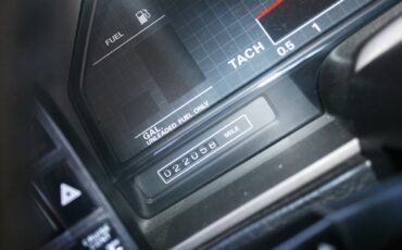 Nissan-300ZX-1984-Coupe-19
