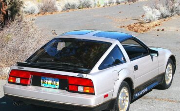 Nissan-300ZX-1984-Coupe-2