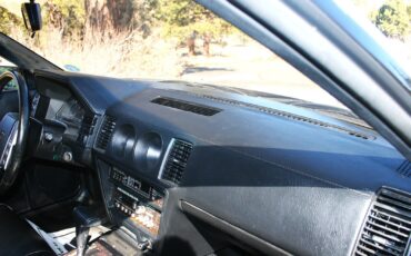 Nissan-300ZX-1984-Coupe-20