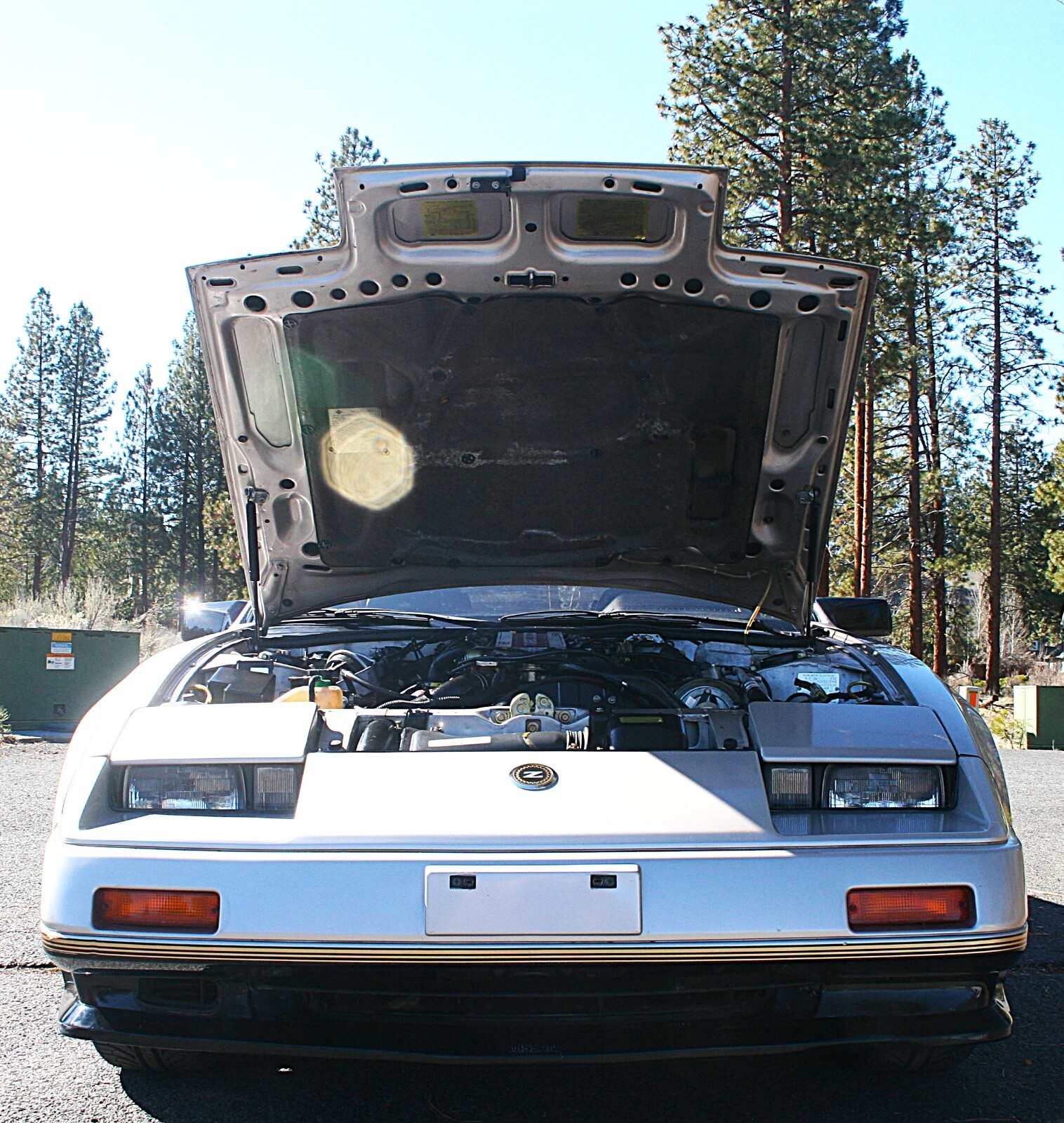Nissan-300ZX-1984-Coupe-21