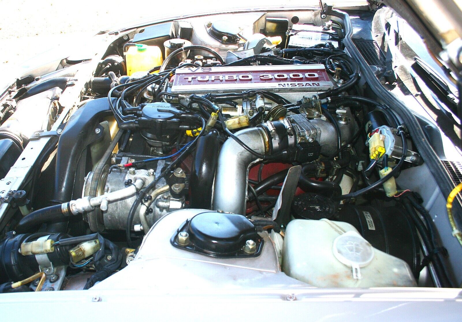 Nissan-300ZX-1984-Coupe-22