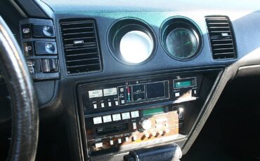 Nissan-300ZX-1984-Coupe-26