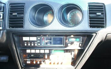 Nissan-300ZX-1984-Coupe-30