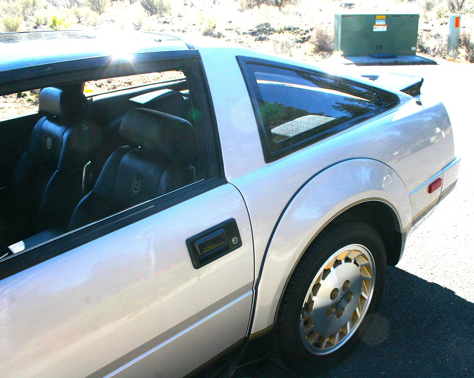 Nissan-300ZX-1984-Coupe-8
