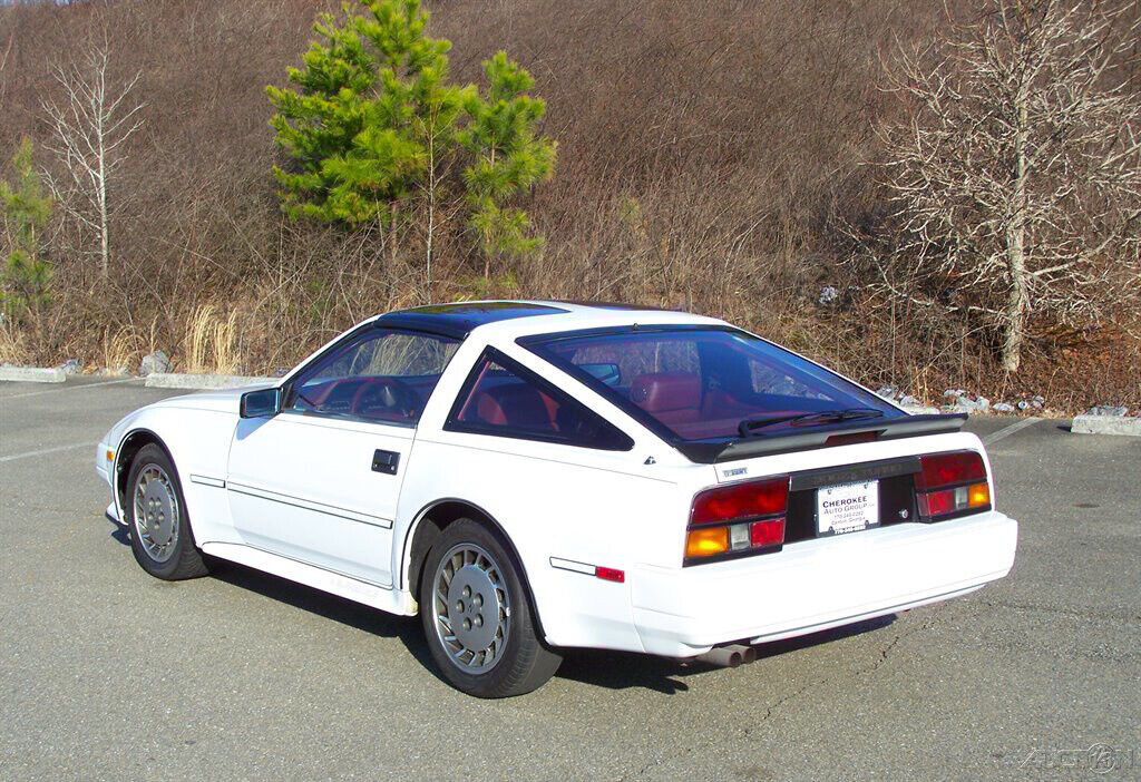 Nissan-300ZX-1986-Hatchback-1