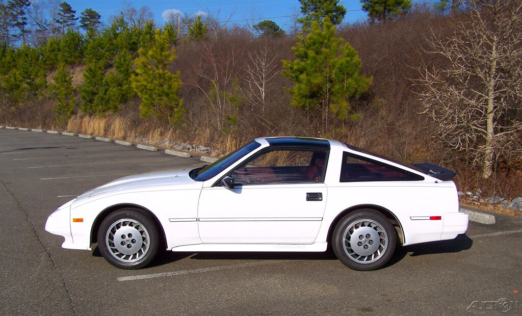 Nissan-300ZX-1986-Hatchback-16