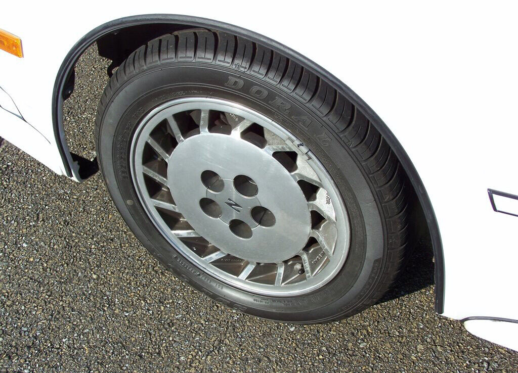 Nissan-300ZX-1986-Hatchback-18