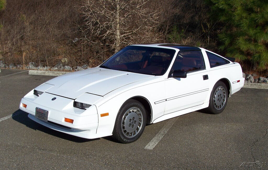 Nissan-300ZX-1986-Hatchback-2