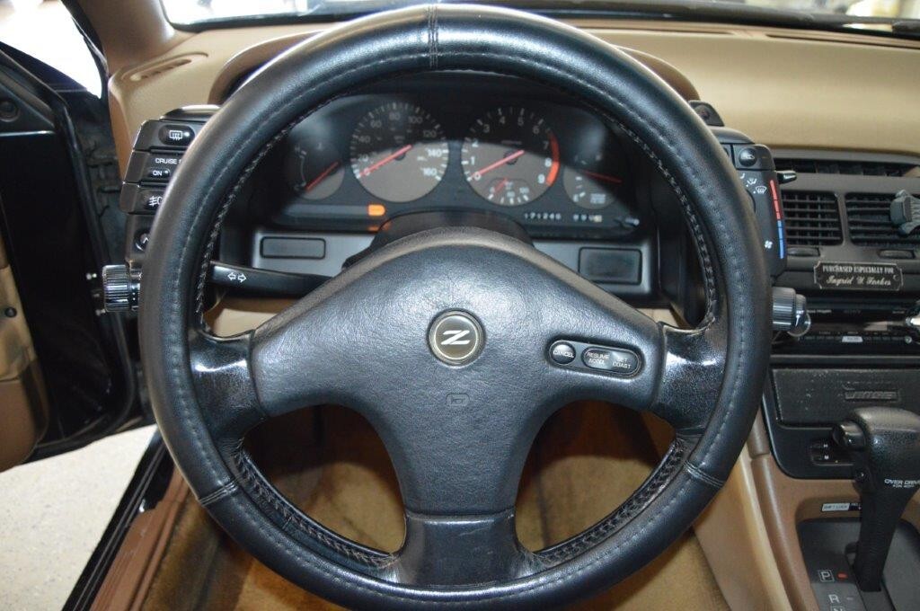 Nissan-300ZX-1990-21