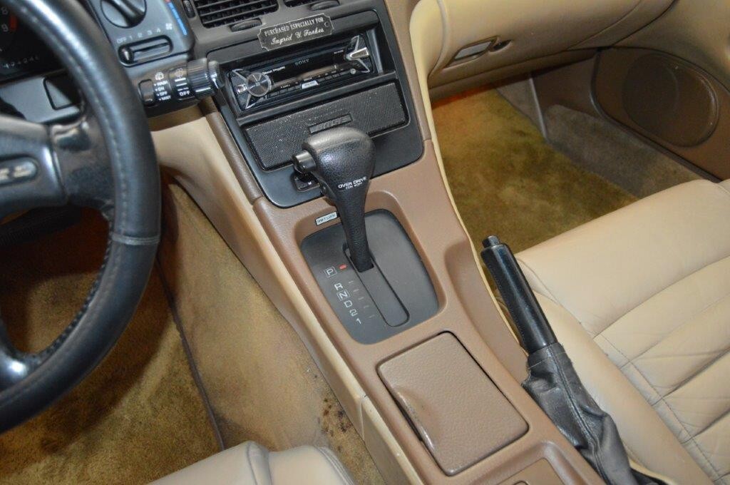 Nissan-300ZX-1990-23