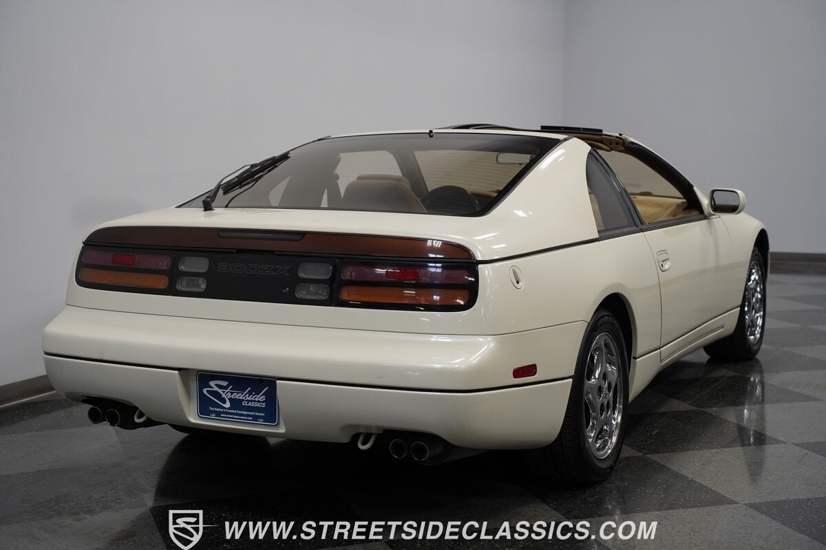 Nissan-300ZX-1993-Coupe-11