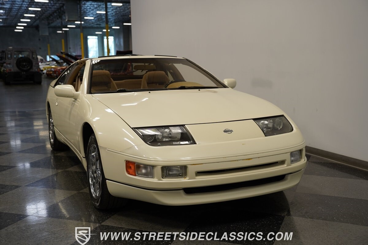 Nissan-300ZX-1993-Coupe-15