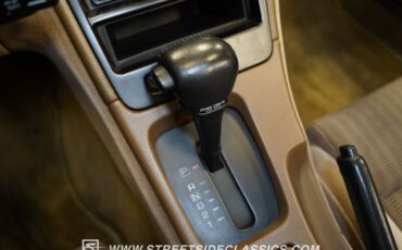 Nissan-300ZX-1993-Coupe-38