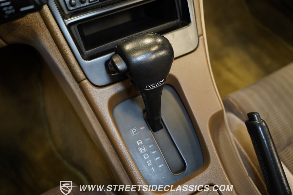 Nissan-300ZX-1993-Coupe-38