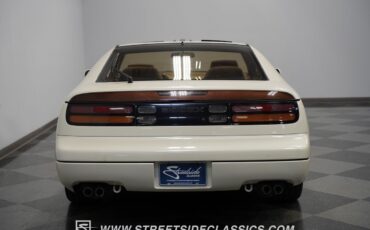 Nissan-300ZX-1993-Coupe-9