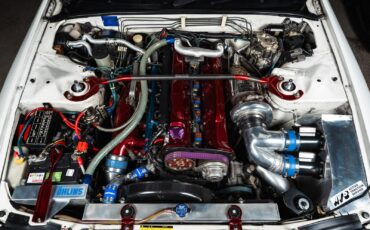 Nissan-GT-R-1993-11